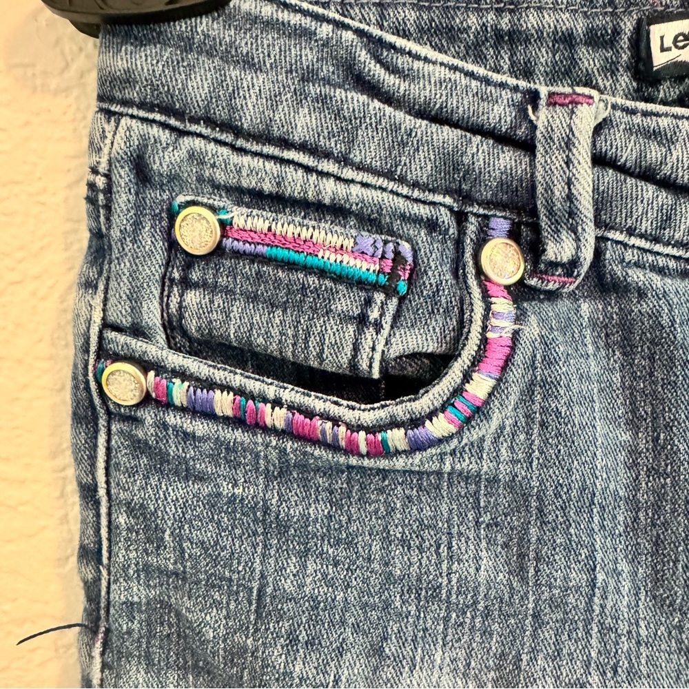 Levi's Blue Distressed Straight-Leg Jeans With Adjustable Waist and Embroidery. - Picture 3 of 13